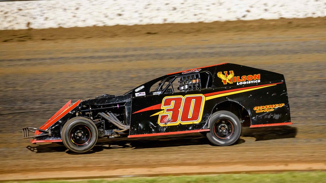 Lucas Oil Speedway Spotlight: Late-starting Long looks to take next step forward in USRA B-Mod division