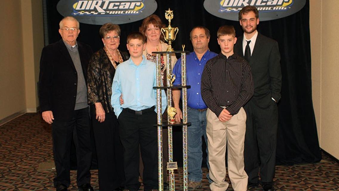 Federated Auto Parts Raceway at I-55 awarded 2014 UMP DIRTcar Track of the Year!