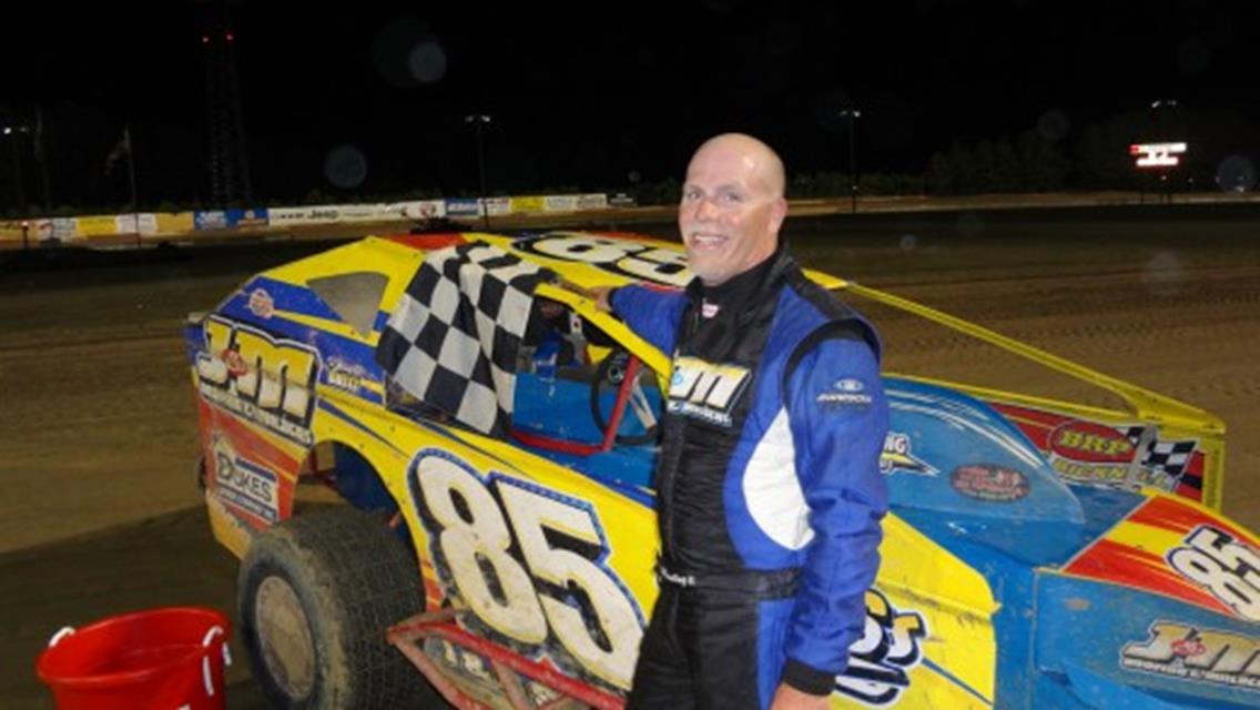 H.J. BUNTING RIDES TO FOURTH WIN IN DELAWARE BIG BLOCK MODIFIEDS