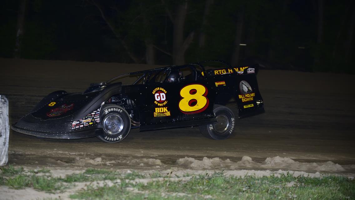 Back-to-Back Brilliant Track Prep Leads to Another Action-Packed Night