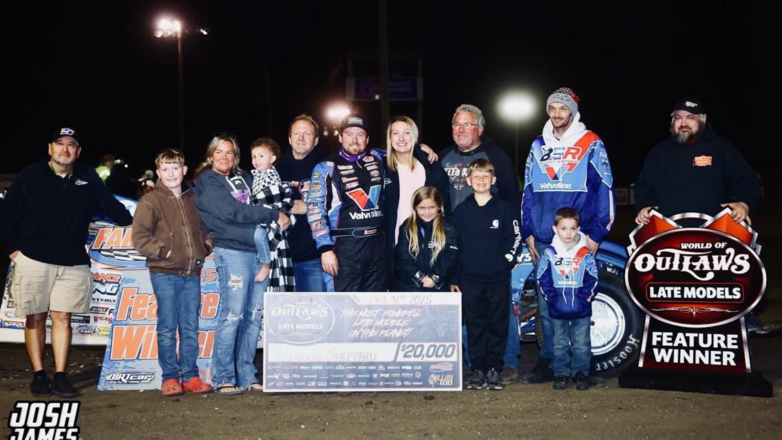 Farmer City Raceway (Farmer City, IL) – World of Outlaws Late Model Series – Illini 100 – April 11th-12th, 2025. (Josh James Artwork)
