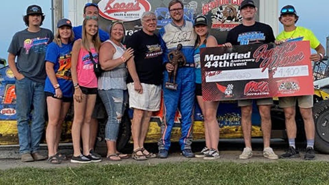 Ward sweeps IMCA Modified anniversary weekend at Benton County Speedway