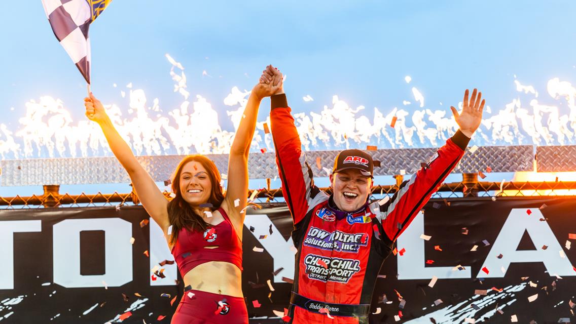 Pierce Wins $100,000 For Second Consecutive Dirt Track World Championship at Eldora