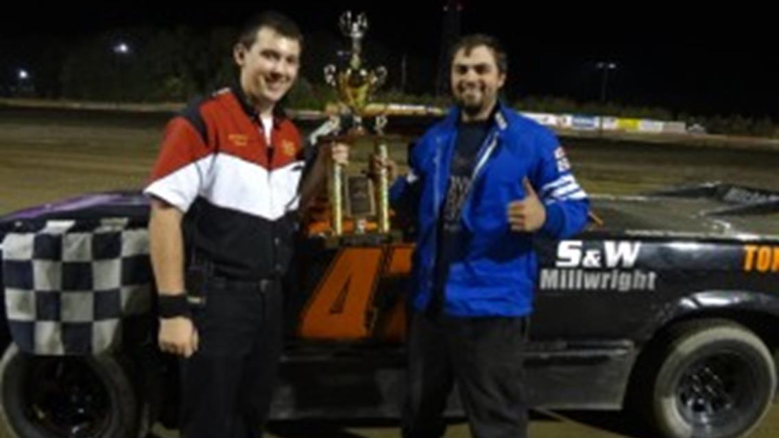 DAVID SMITH SCORES FIRST CAREER WIN IN SUPER TRUCK FALL CHAMPIONSHIP