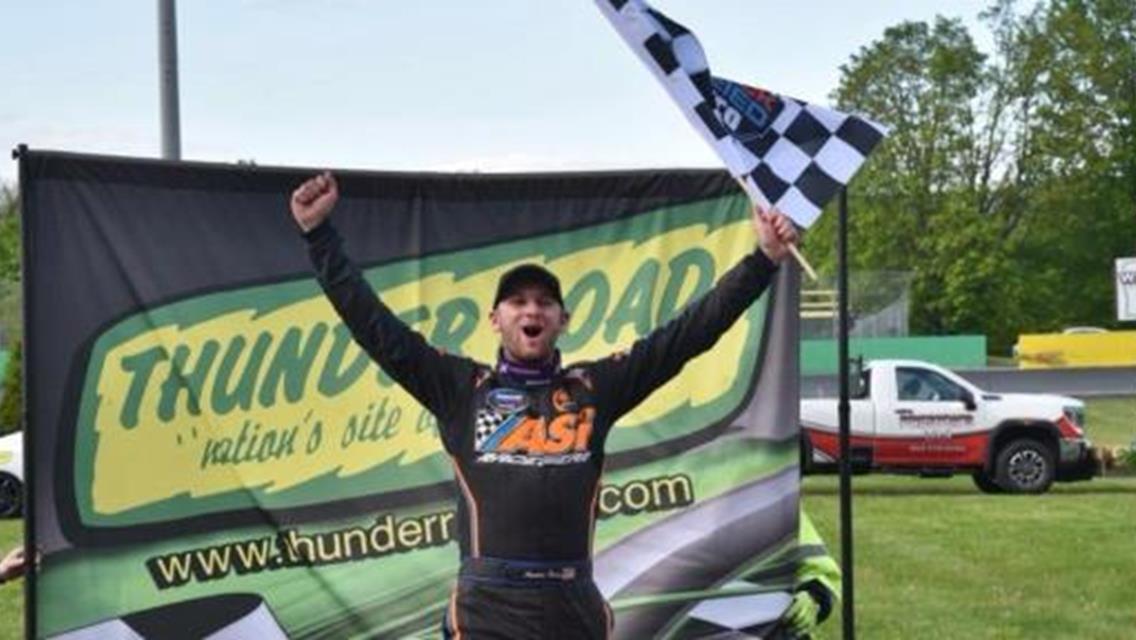 Pour It On: Austin Beers Uses Late Pass To Top Monaco Modified Series Feature At Thunder Road