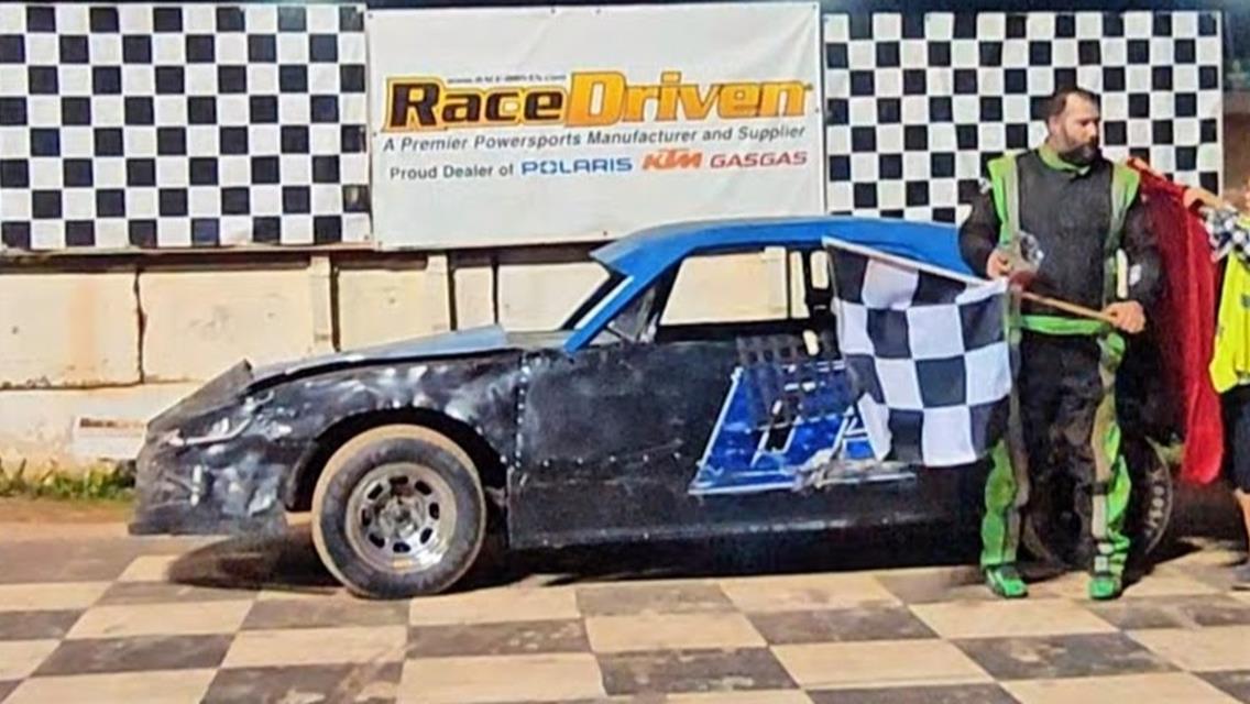 Valiquette and Vinney crowned King of the Hill