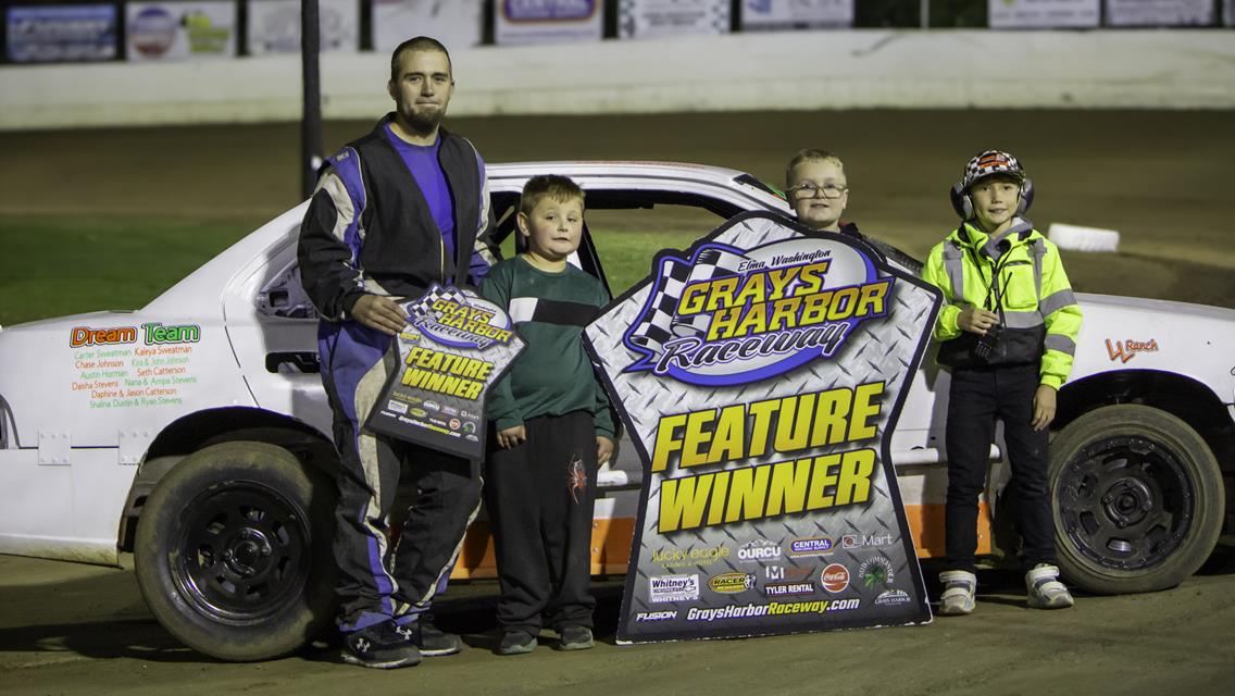 Alex Peck wins the Midget track Championshp, Burman, Sweatman also win