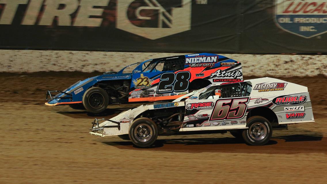 Bryant holds off Jackson for B-Mod triumph while Walker, Carver and Reed also earn Lucas Oil Speedway wins
