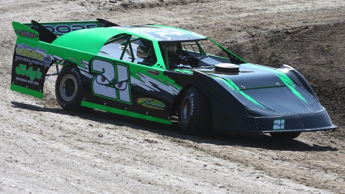 Steve Moore Makes 2015 Late Model Debut; Looks For Another Clair Cup Win