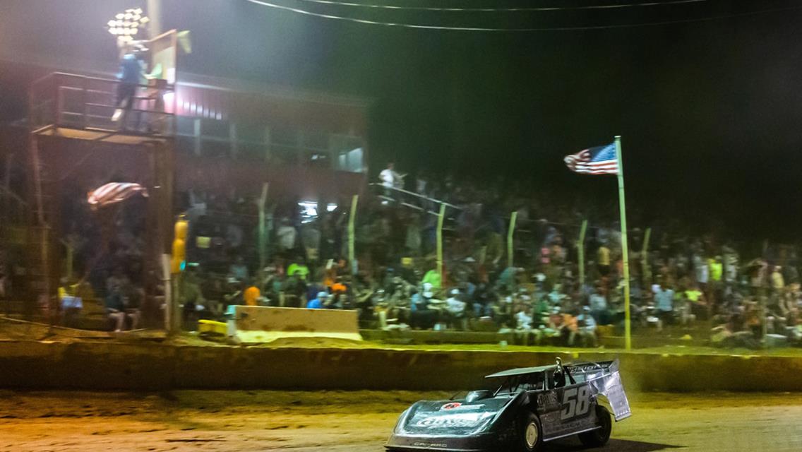 Bailes scores late-race Lucas Oil victory at Cherokee