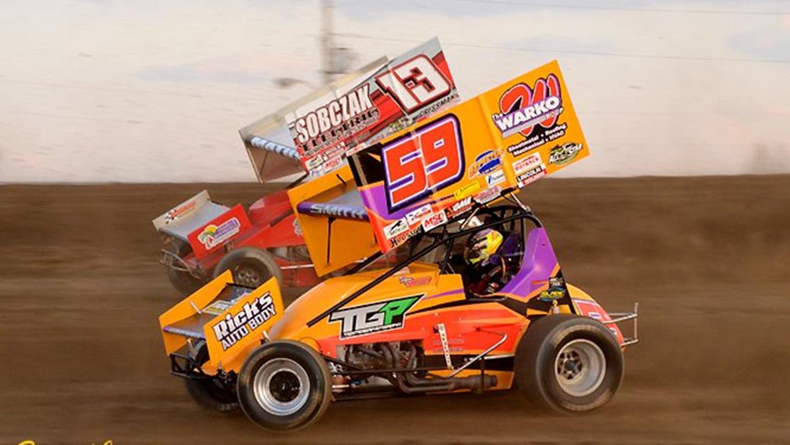 Smith Nets Hard Charger Award With All Stars at Attica