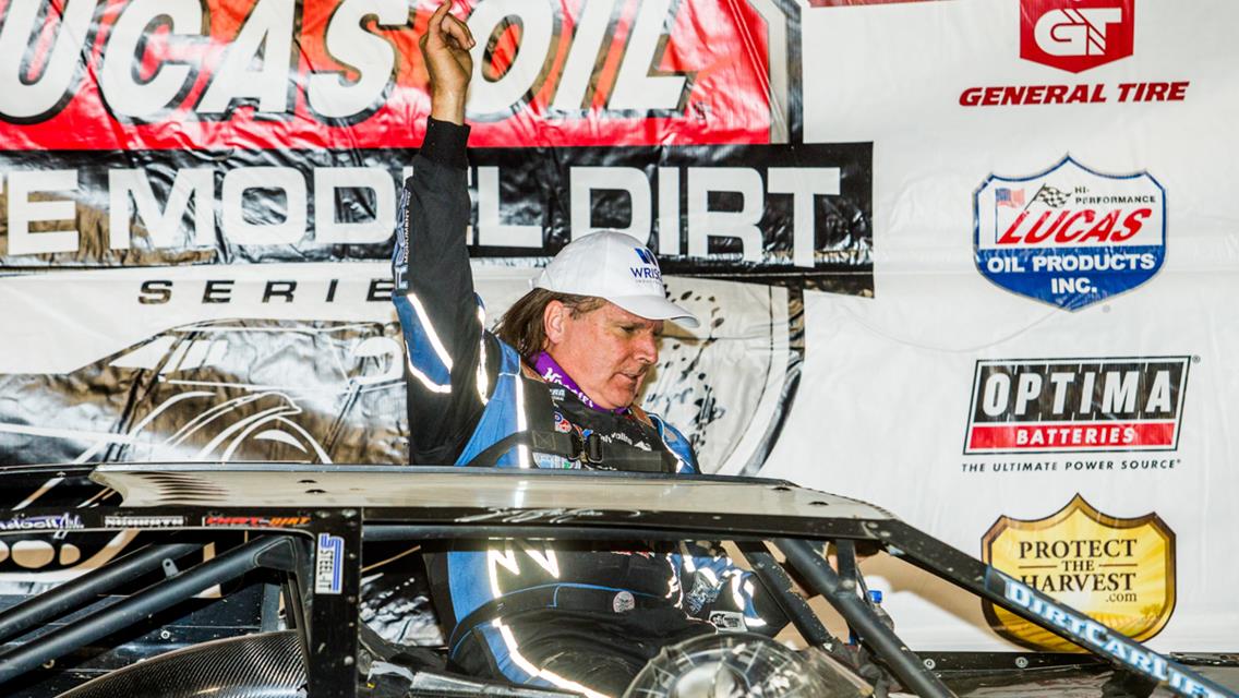 Bloomquist and Davenport Star at Mansfield