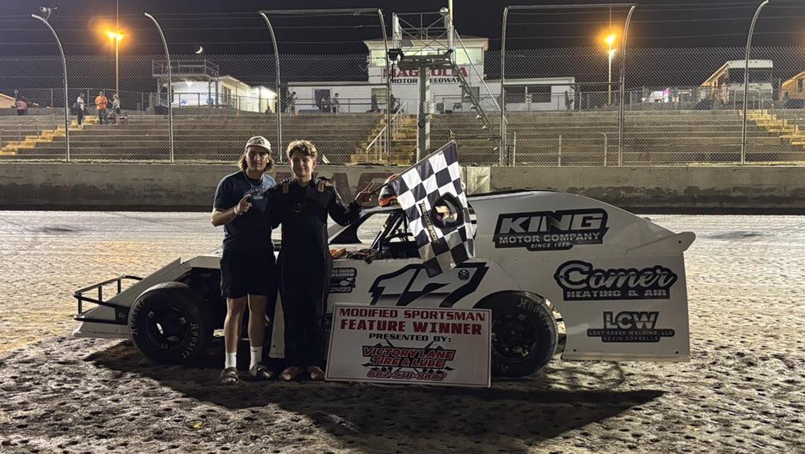 Gibbons &amp; Price Take Their Turns in Victory Lane