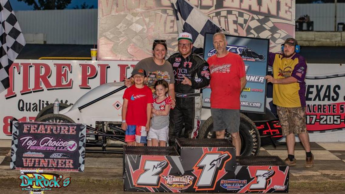 Chase Brewer Earns First ASCS Elite Non-Wing Win At Kennedale Speedway Park