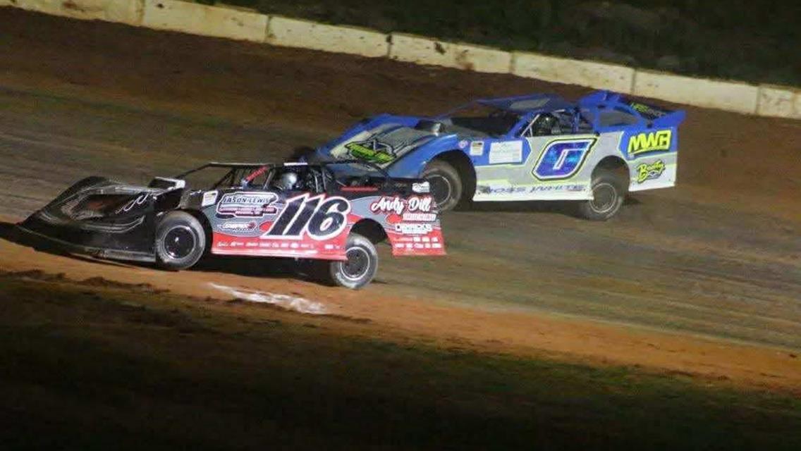 (2025 Racing Season Photo)