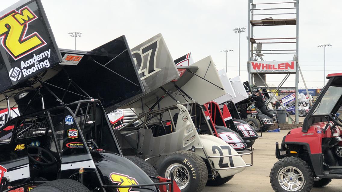 Sixty Drivers Attend First Night of Practice at Knoxville