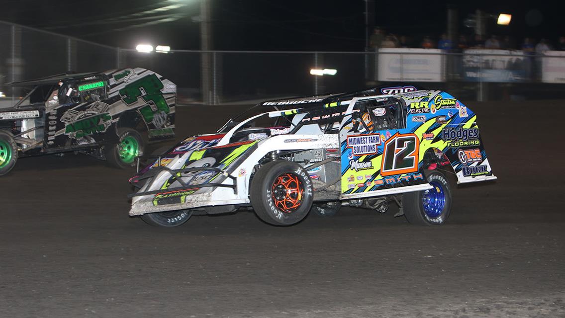 Smith scores first Modified win, Jaennette takes thrilling Stock Car victory