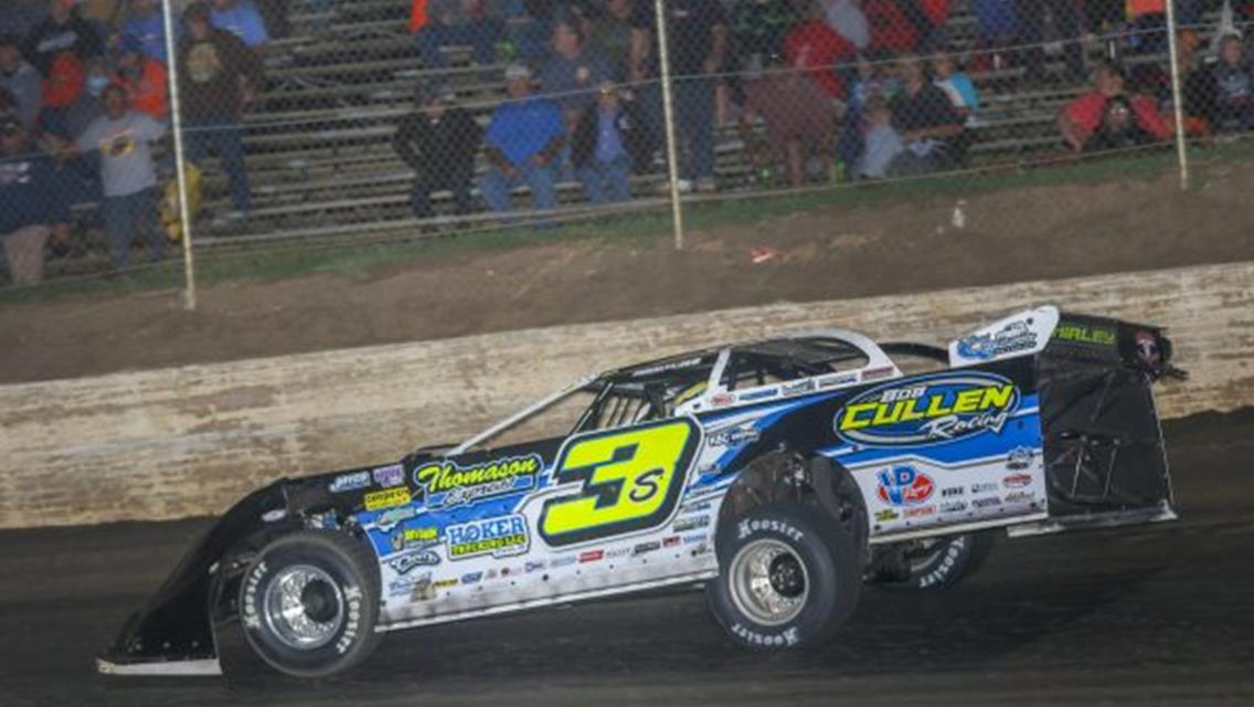 Shirley Nips Gustin in Thriller at Peoria