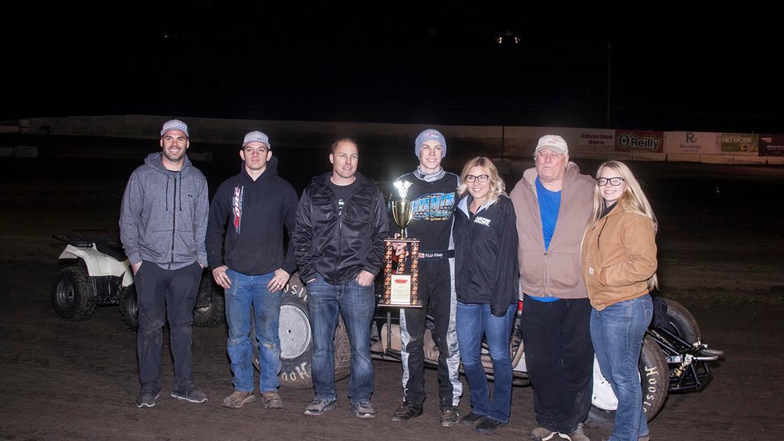 Kalib Henry Earns Win