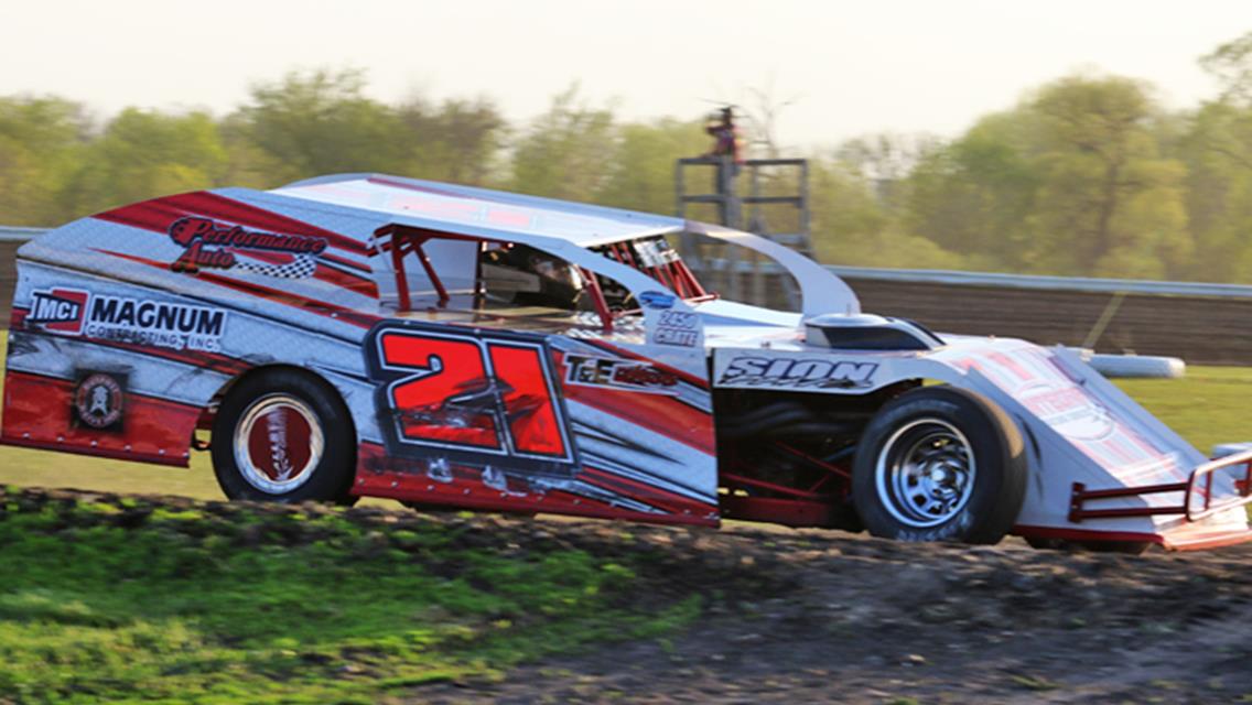 Malmlov Scores Thrilling Win at Norman County Raceway Opener