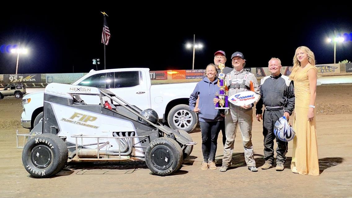 Dayton Shelton &amp; Travis DeGaton Earn Wins in POWRi SWEM Deuce of Clubs Thunder Raceway Debut