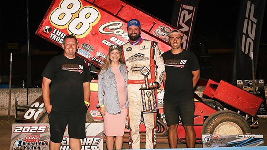 Austin McCarl Charges Late in POWRi 410 Outlaw Sprints Win at Lake Ozark Speedway