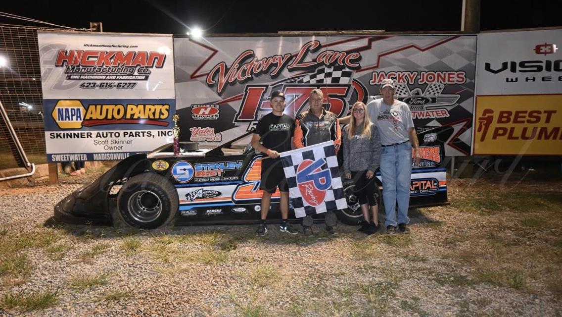 Bobby Giffin scored a Limited Late Model victory at I-75 Raceway on Friday, September 19.
