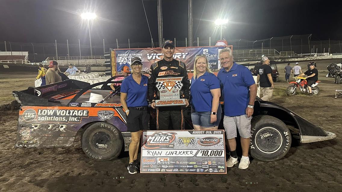 Ryan Unzicker claimed a $10,000 MARS Late Model Championship Series victory in Saturday&#39;s KerbyStrong at Macon Speedway.