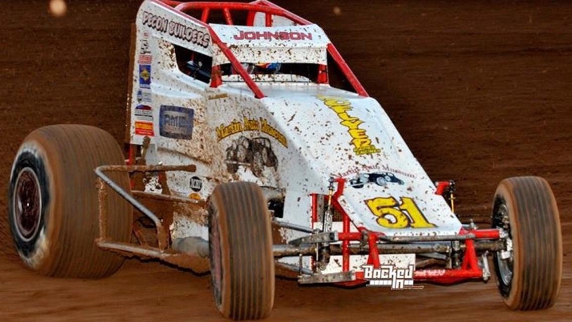 R. J. Johnson flies USAC Southwest Sprint Car checkers at Southern New Mexico