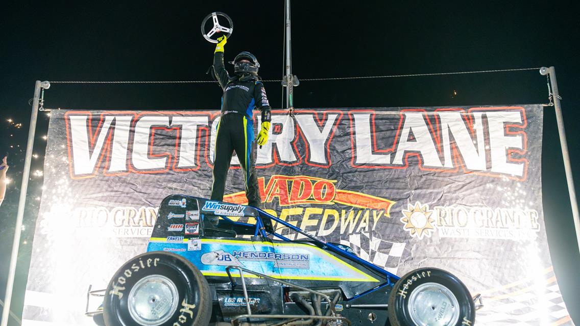 Caleb Stelzig Starts Season with Win in Sunset Grill POWRi Vado Non-Wing Sprints