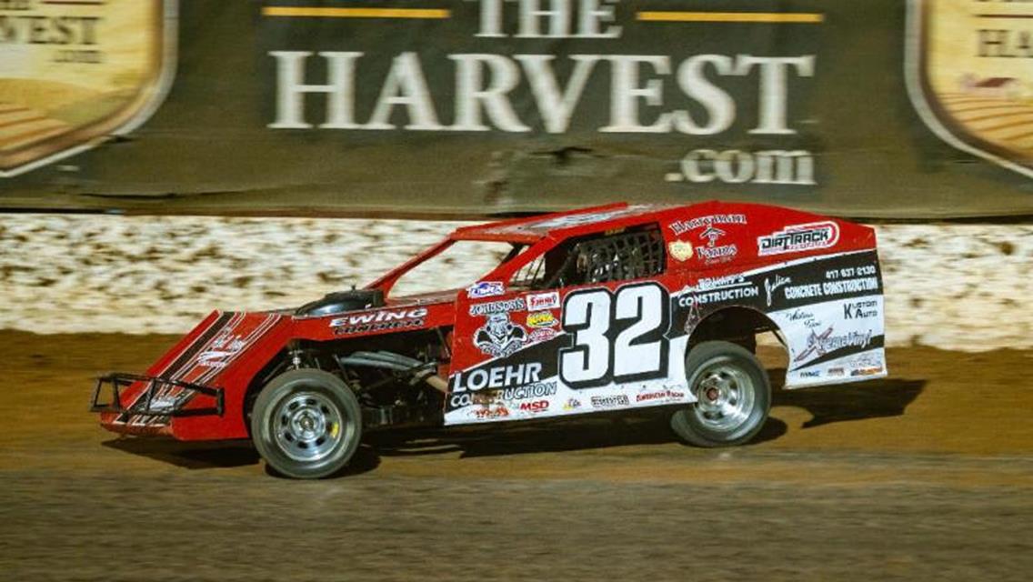 Lucas Oil Speedway Spotlight: Former baseball, basketball standout Ewing now making news in his B-Mod