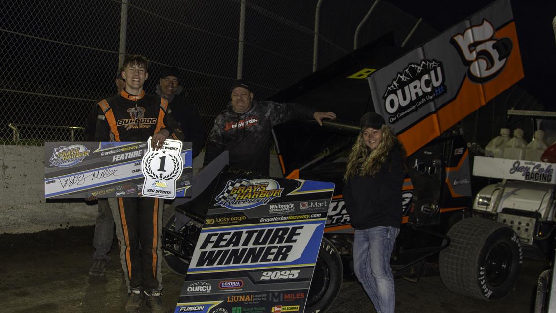 Moore wins an exciting Modified feature at Grays Harbor Raceway