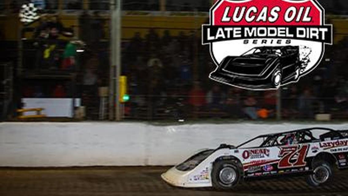 Hudson O’Neal flies Lucas Oil LN checkers at Atomic