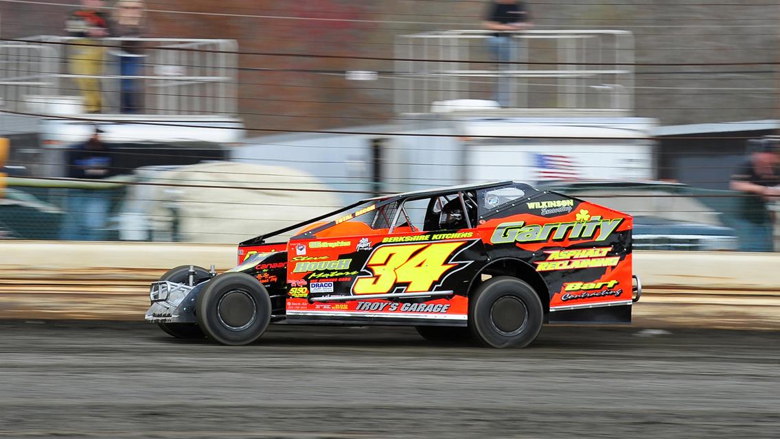 On The Road Again: Massachusetts Driver Andy Bachetti Set To Chase Short Track Super Series Fueled By VP Point Standings, North &amp; South, During Upcomi