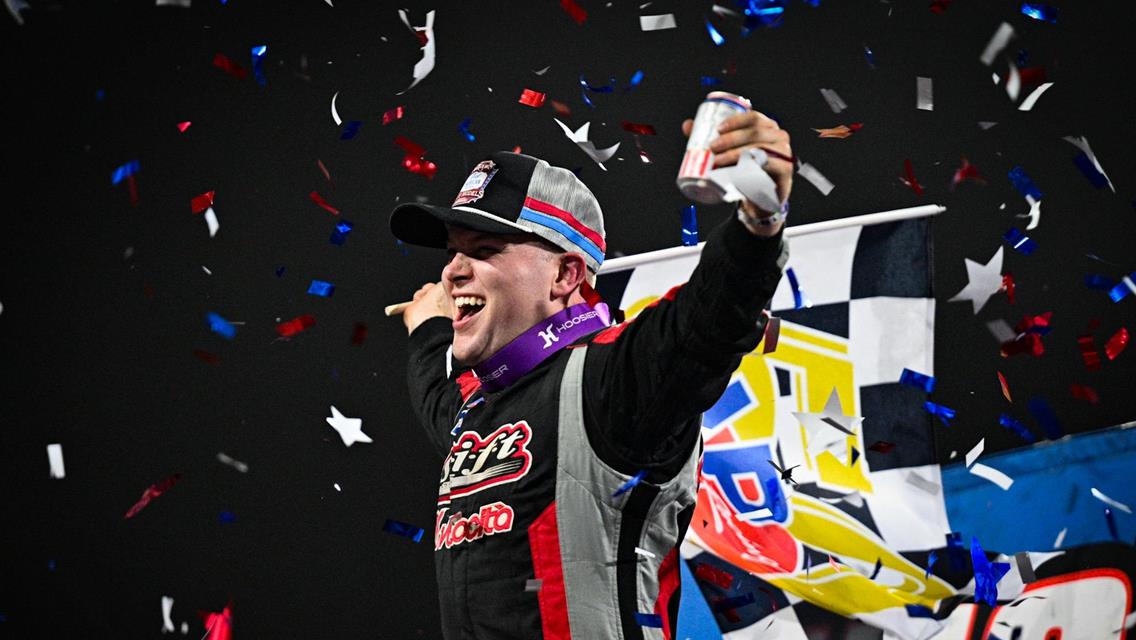 Bobby Pierce won the $20,000 winner&#39;s check on August 23 at Oklahoma&#39;s Arrowhead Speedway. (Emily Schwanke image)