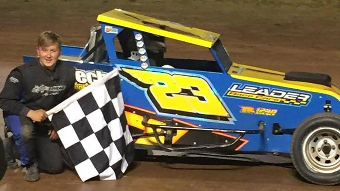 &quot;Apple Festival Nationals&quot; kick off on Friday night as Tracy Fritter ends 7+ year winless drought at Sharon in Mod Lites; Career 1st wins for Jacob Te
