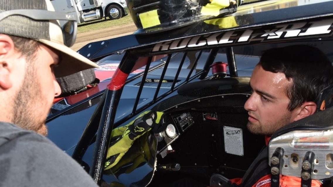 Vandenbergh Follows World of Outlaws to Cedar Lake for USA Nationals