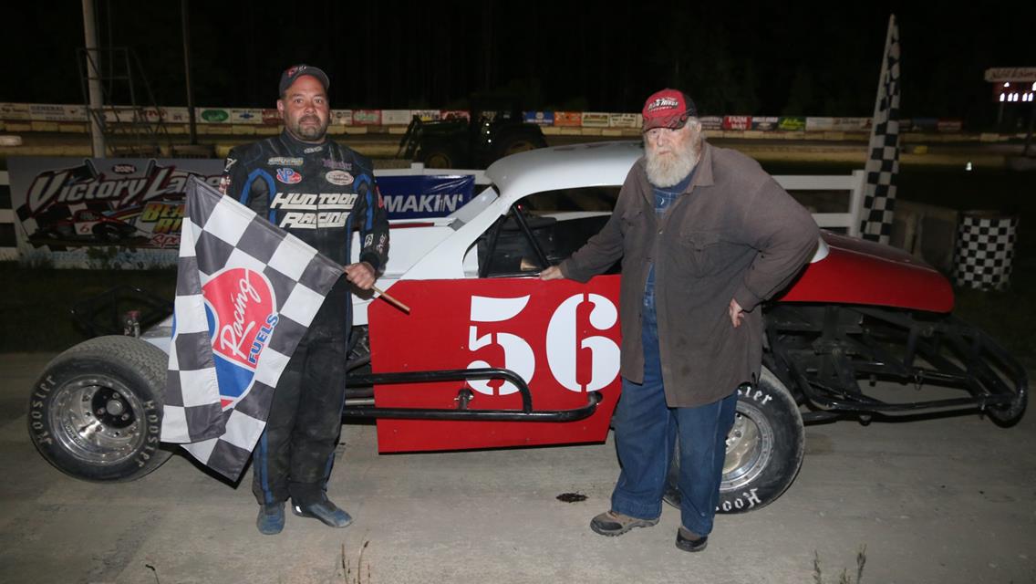 Brian Chaffee back on top in the DIRTcar Sabil &amp; Sons Sportsman Modifieds.  Jeremy Huntoon beats out Ali Pushee in the DIRTcar Wells River Chevrolet S