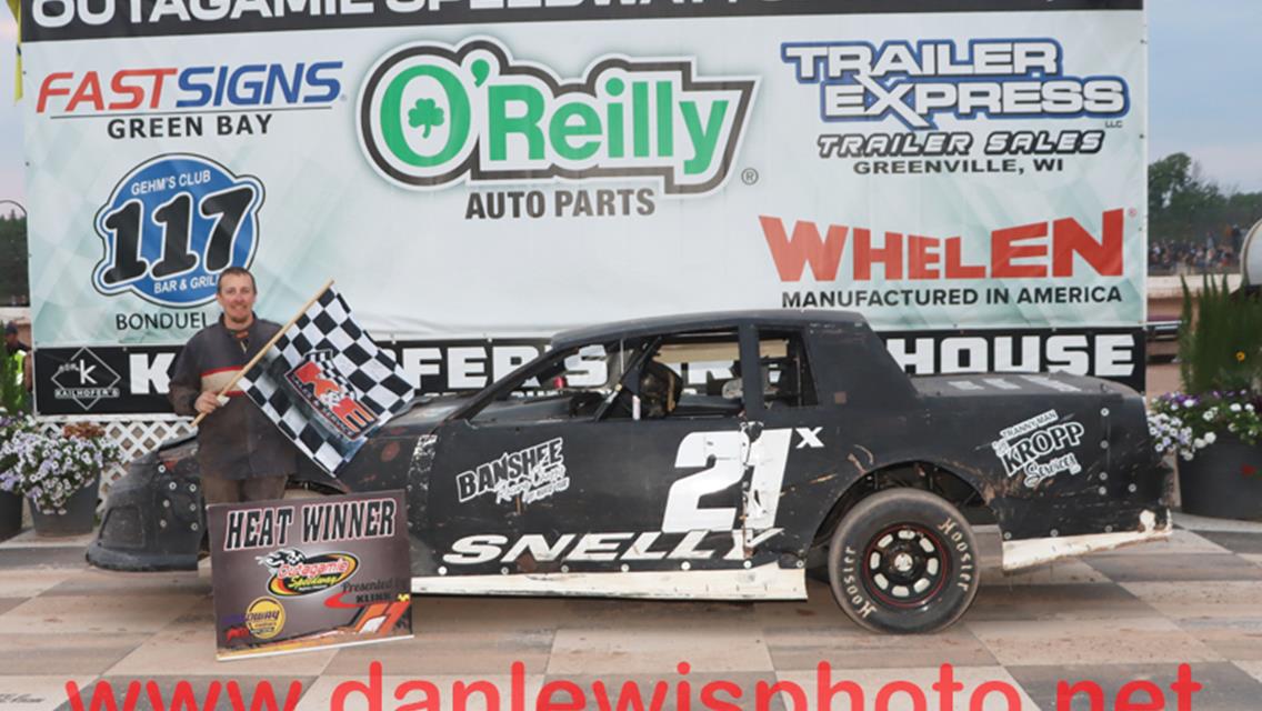MIKE MULLEN DOUBLES UP ON OUTAGAMIE LATE MODEL, STOCK WINS