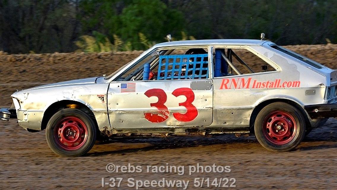 Late Models and Late Mothers Day @ I-37 Speedway