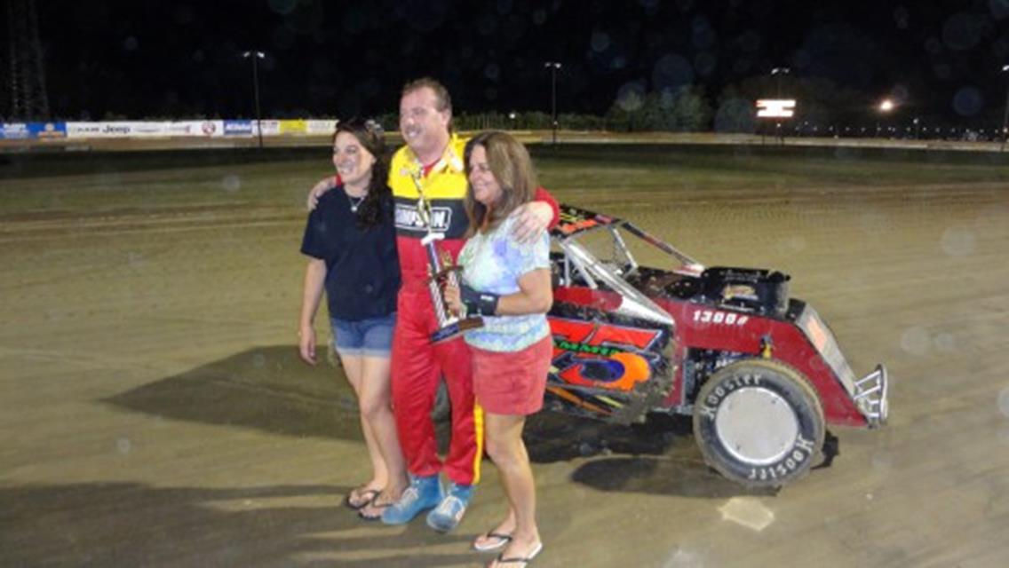 MIKE STRATTON GETS 4TH WIN IN MOD LITES