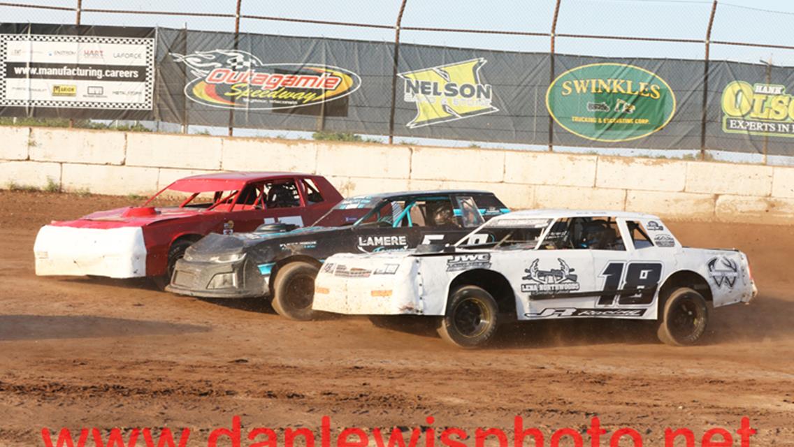 Schmidt, Woods, Stedjee, Vanderloop, Van Straten, and Kaufert Nab Independence Day Checkers