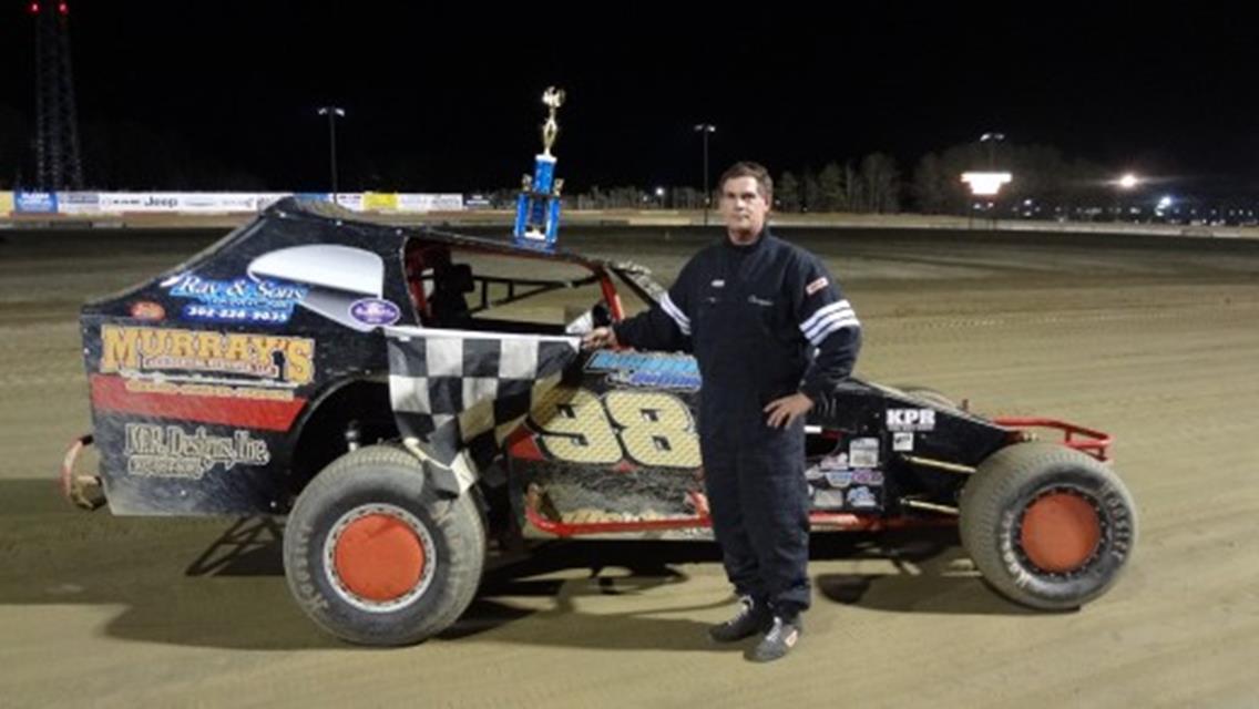 DWAYNE HECK WINS VINTAGE OPENER