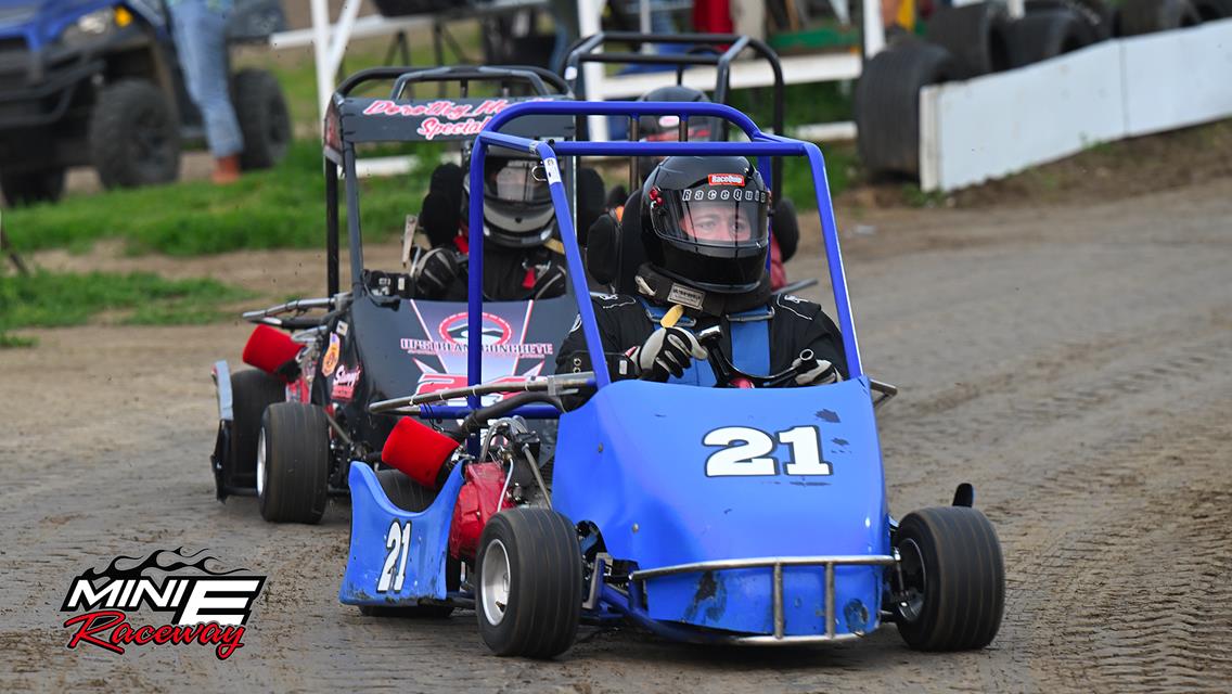 1/8 MILE SHOWDOWN presented by Fast Glass &amp; Dan Fay Plumbing