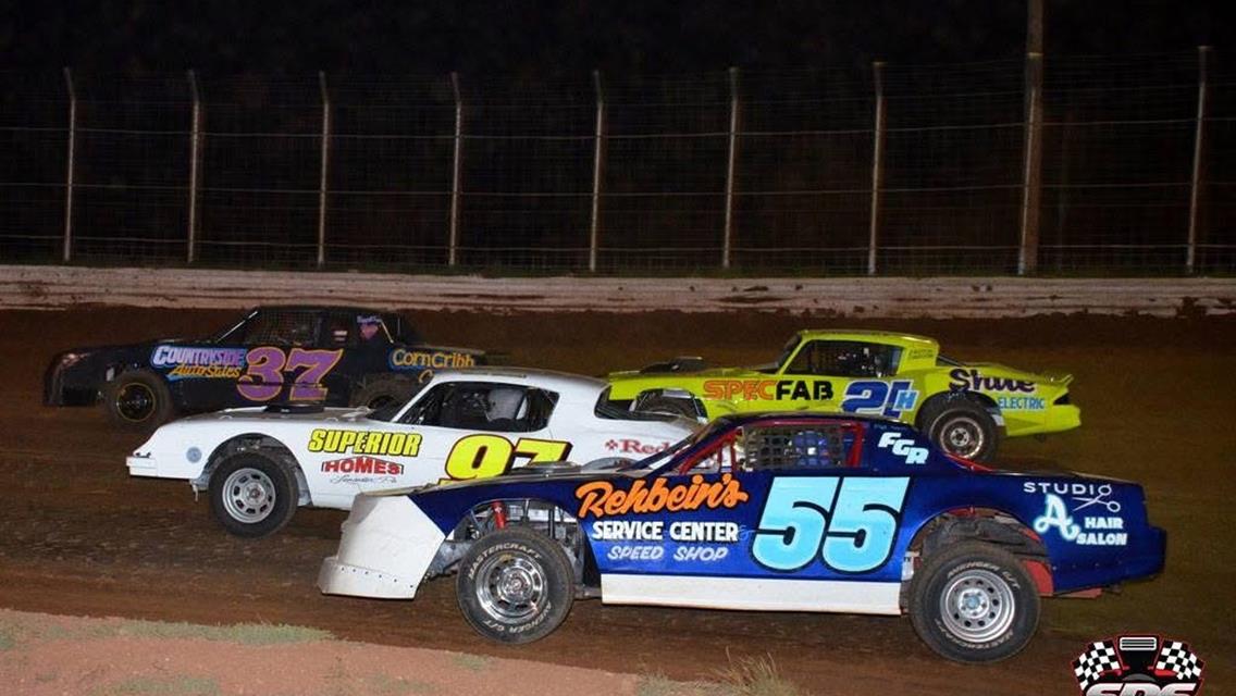 SUPERIOR HOMES EXTREME STOCKS RACE ON BIG STAGE.