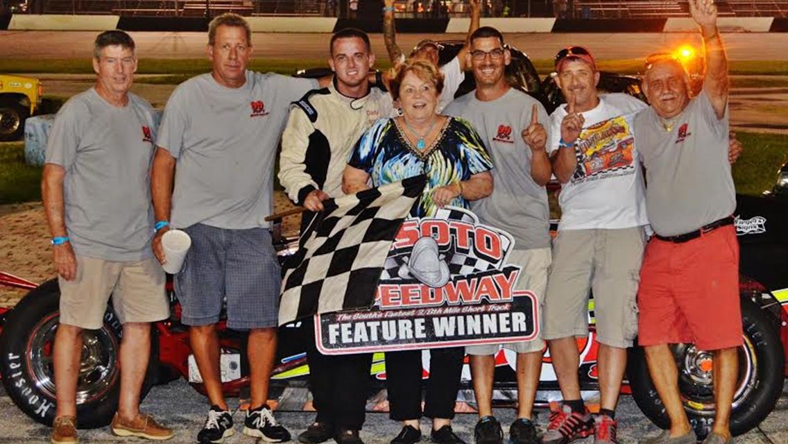 Stickler takes Modified win at Desoto