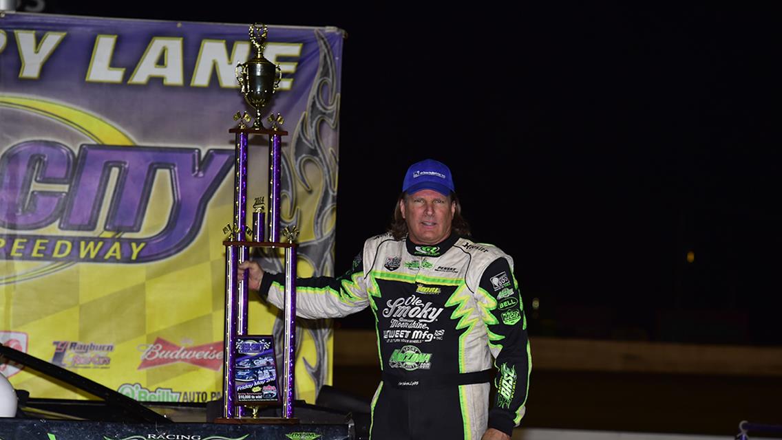 Bloomquist Blasts to Lucas Oil Late Model Dirt Series Win at Tri-City Speedway