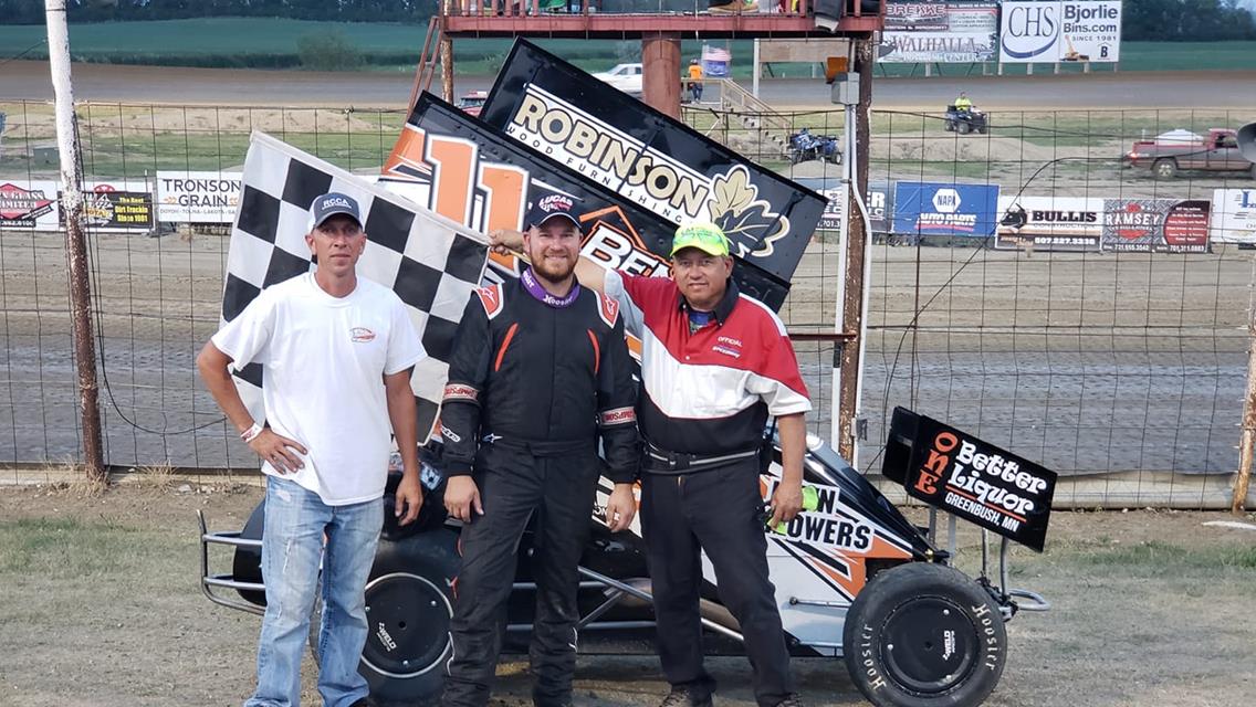 Dvergsten Gains Feature Win in Intense POWRi MKLS Instant Classic