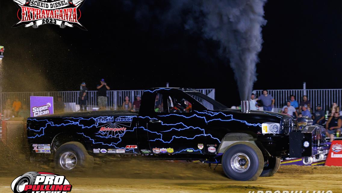 Scheid Diesel Extravaganza Hosts Pro Pulling League in Four Big Sessions