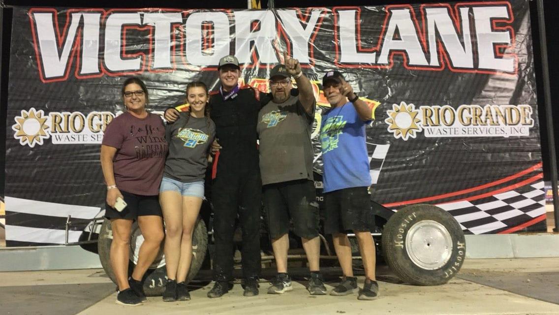 Caleb Stelzig Shines in POWRi NMMRA/Vado Non-Wing Feature Victory